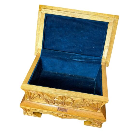 Russia Intricate Carved Wooden Trinket Jewelry Box Vintage Blue Velvet 8" USSR - Picture 7 of 14
